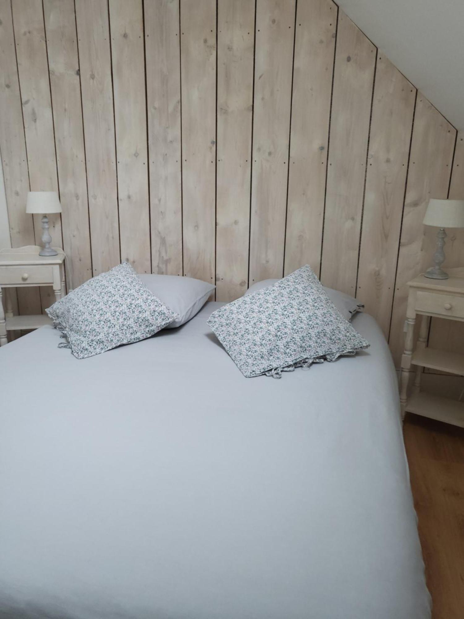 Вилла La Forge, Gite Familial,A Sainte Mere Eglise Экстерьер фото