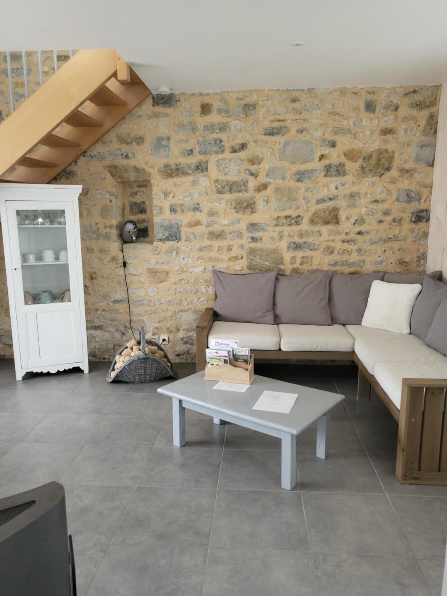 Вилла La Forge, Gite Familial,A Sainte Mere Eglise Экстерьер фото